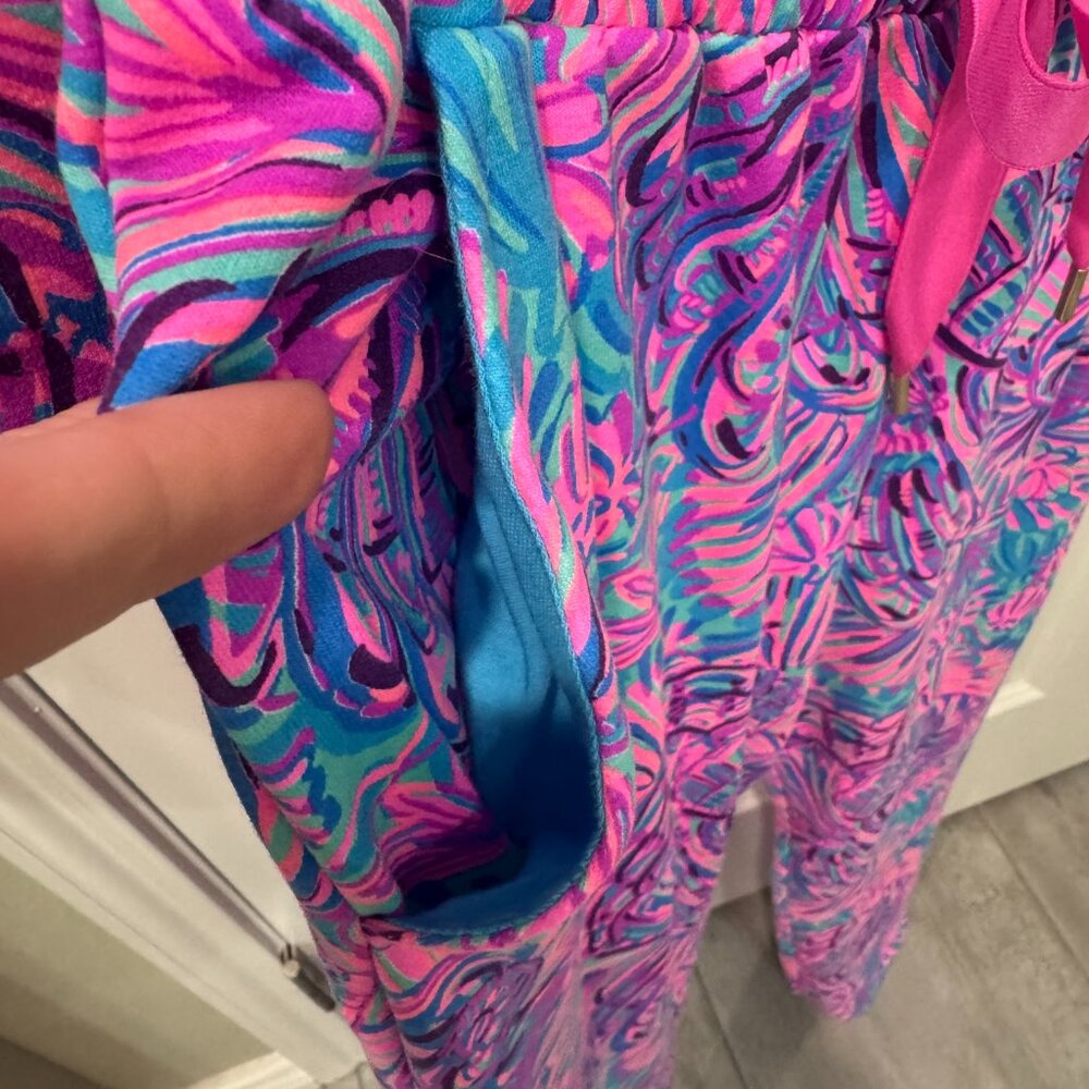 🌼 Lilly Pulitzer Sheera One-Shoulder Jumpsuit – Turquoise Oasis Shellidoscope - Picture 4 of 10